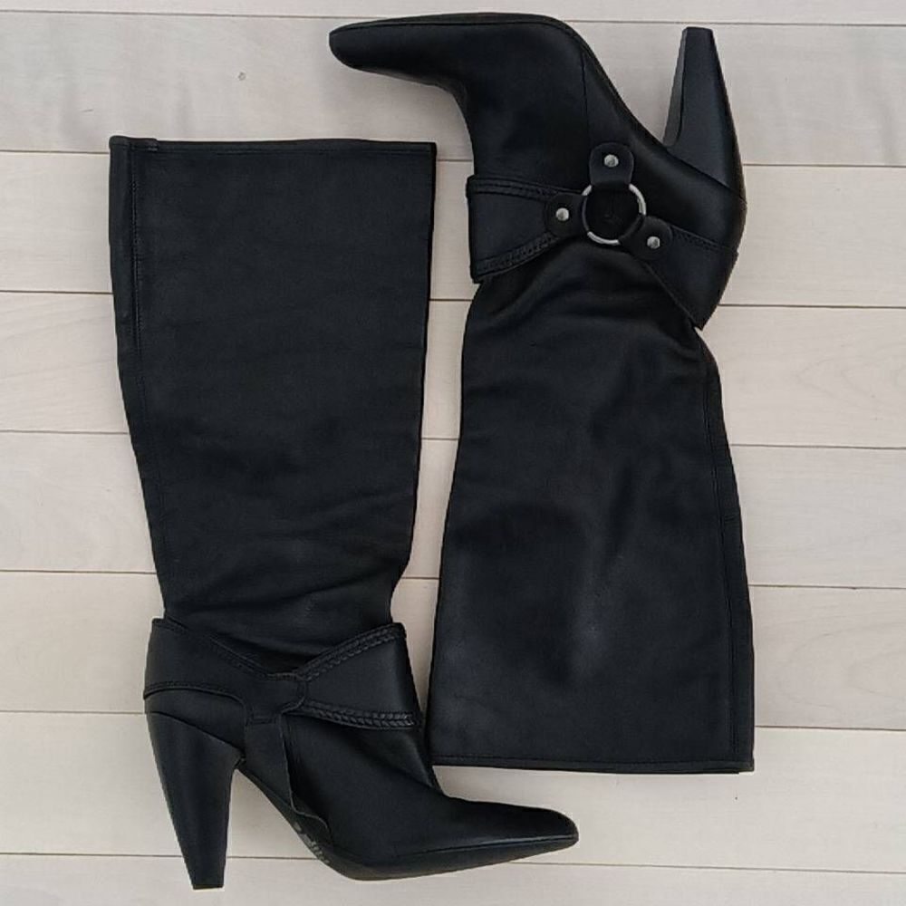 Carlos Women's Black Leather Studded Harness Ring Calf High Fashion Boots Sz 8.5